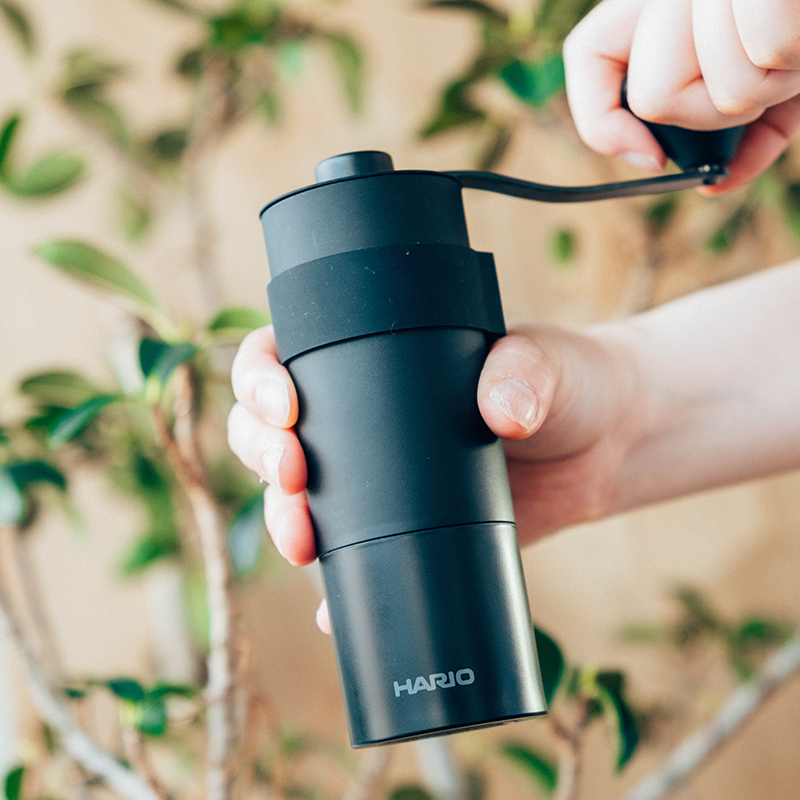Hario Mini Black Pro grinder, burr and adjustment detail